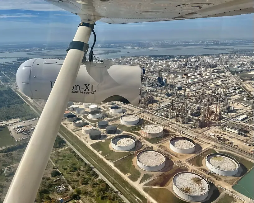 Vanguard Falcon XL TDLAS methane detection system installed on fixed-wing aircraft for pipeline inspection